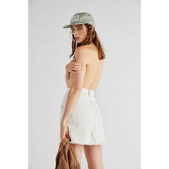 Free People We The Free Brea Distressed Denim Skirt Frayed Hem Deco White 31 Nwt - Picture 3 of 8
